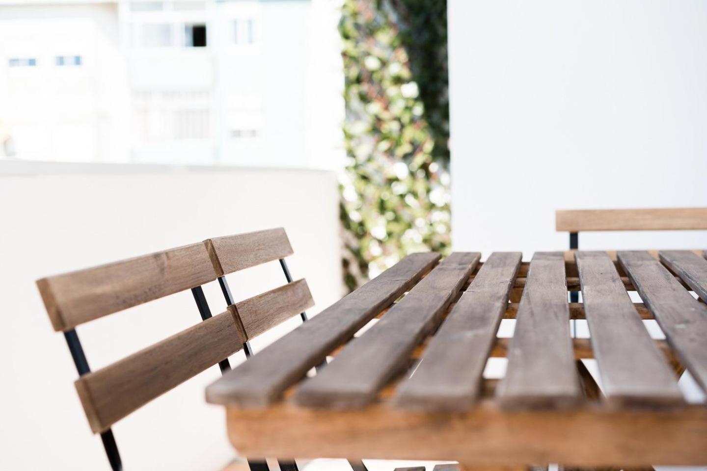 Guestready - City Retreat With A Balcony Porto Luaran gambar